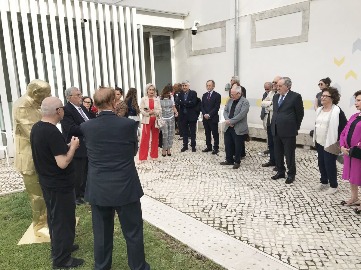 Apresentação da estátua de Eduardo Lourenço por Leonel Moura_5934