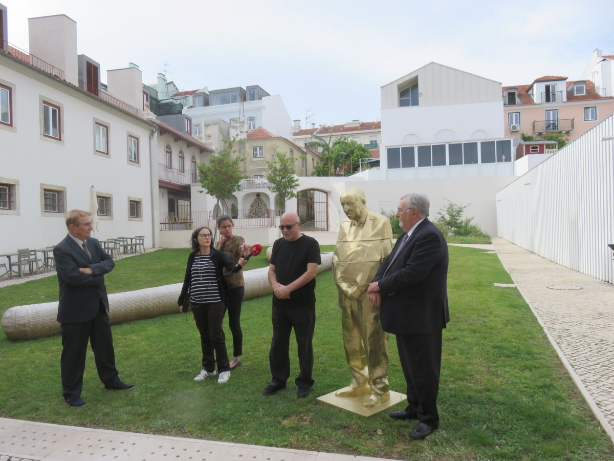 Apresentação da estátua de Eduardo Lourenço por Leonel Moura_7049