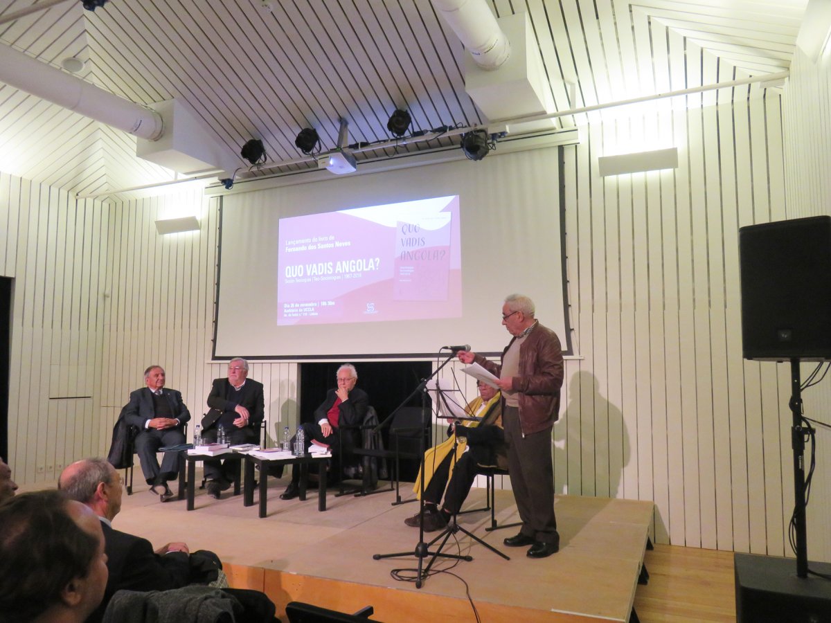 Apresentação do livro Quo Vadis Angola_3953