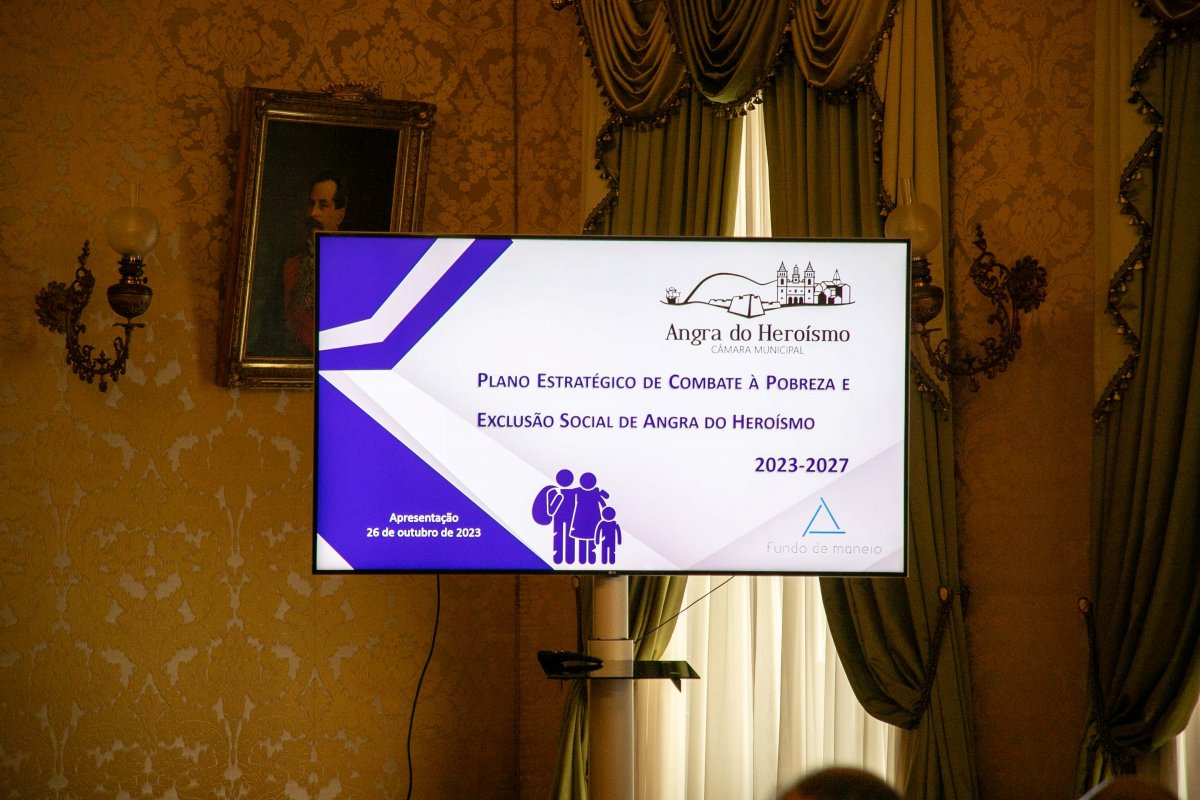Apresentação Plano Contra a Pobreza E Exclusão Social-2666