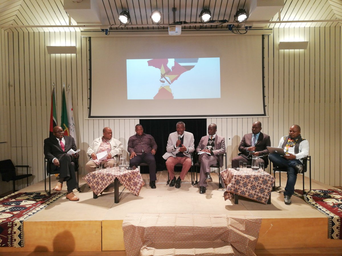 Autarcas de Moçambique avaliam investimentos em Portugal_160759