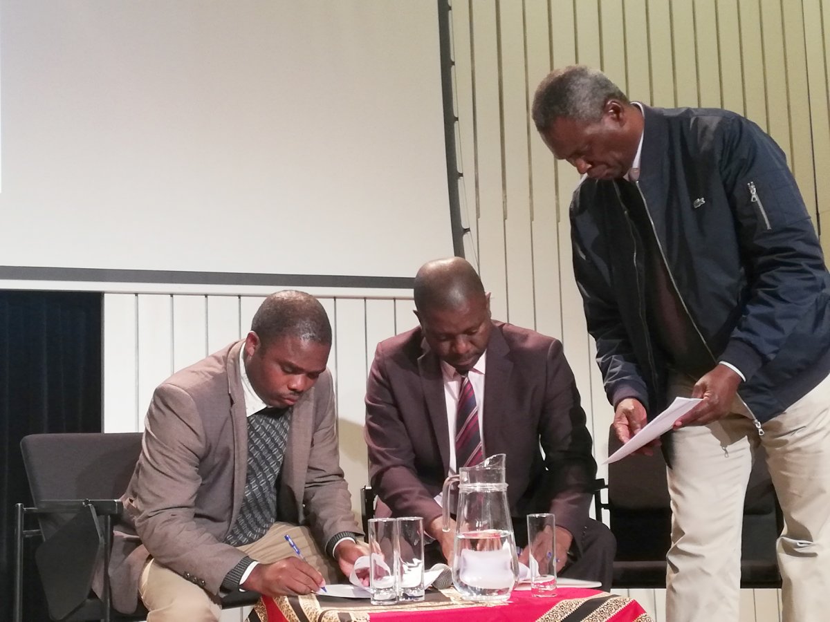 Autarcas de Moçambique avaliam investimentos em Portugal_165008