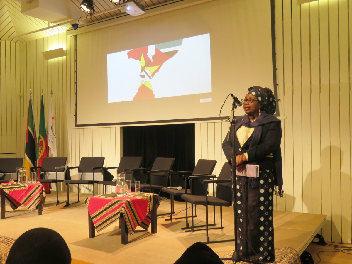 Autarcas de Moçambique avaliam investimentos em Portugal_5465