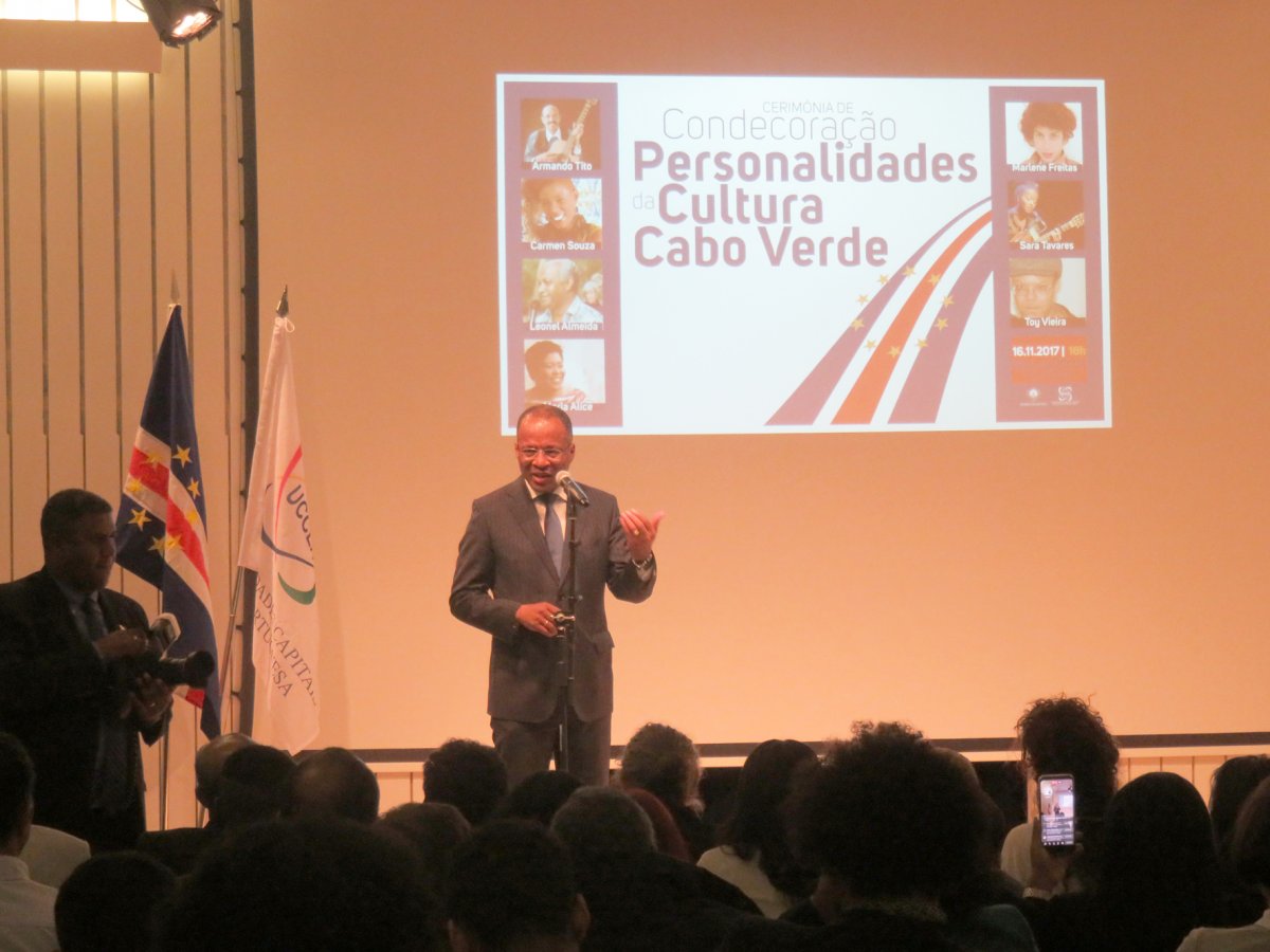 Condecoracao a personalidades Cabo Verde_6710