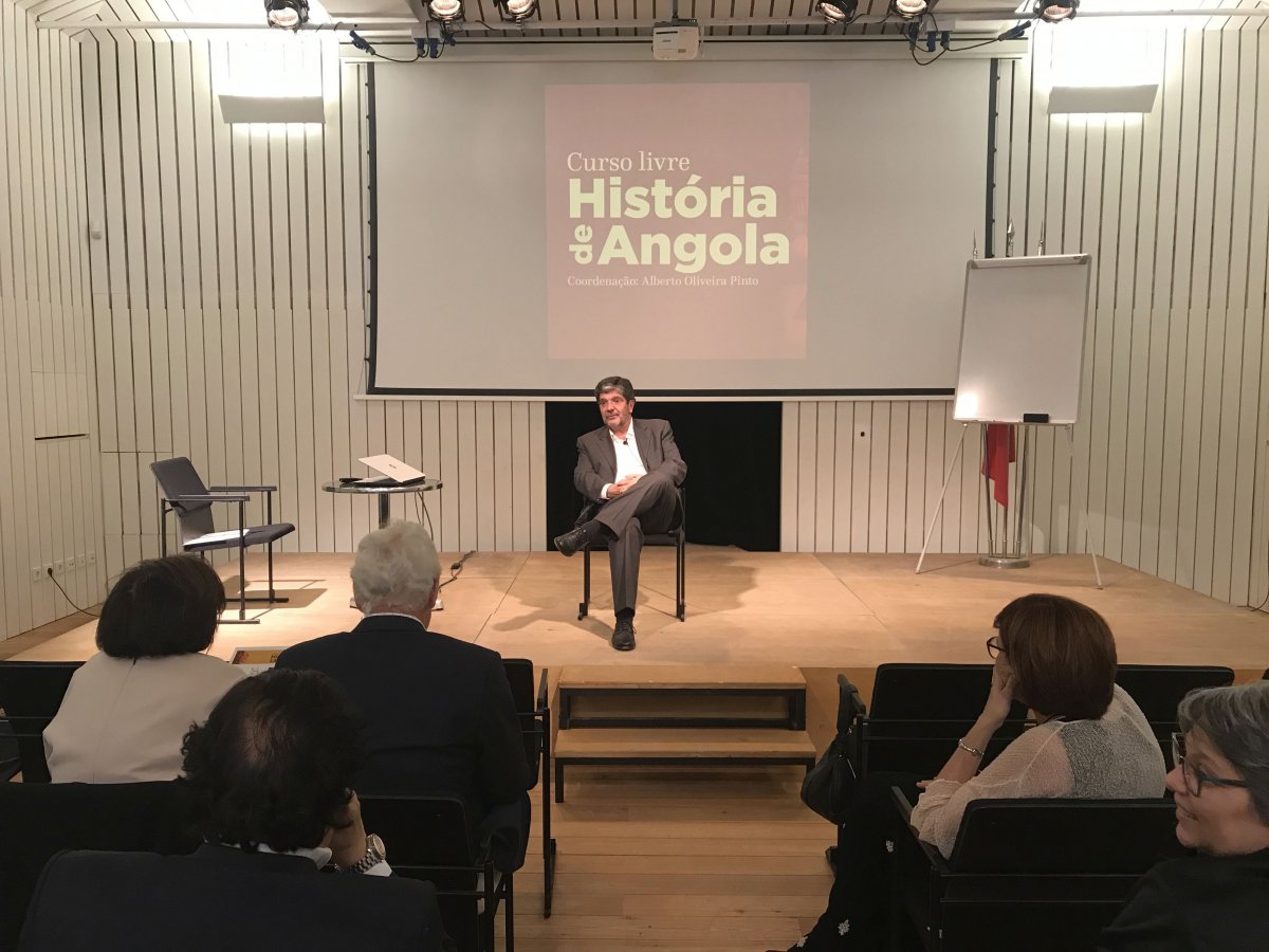 Curso Livre Hist Angola-Ultima sessao_9889