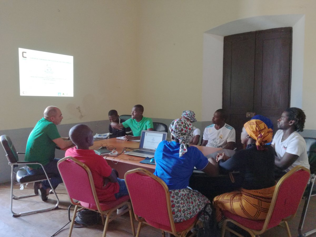 Encontro com técnicos de cobrança na Ilha de Moçambique_104607