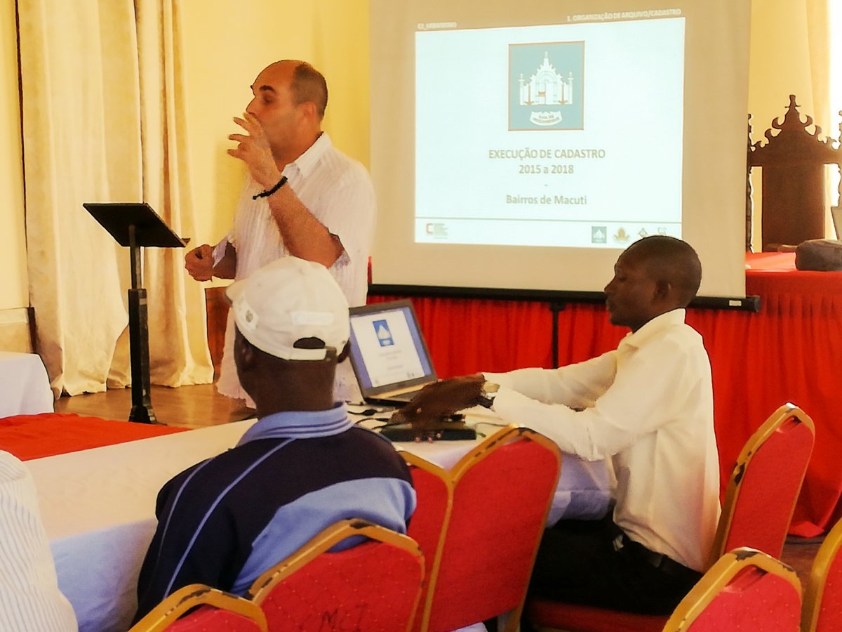Encontro técnico de urbanismo na Ilha de Moçambique_090337