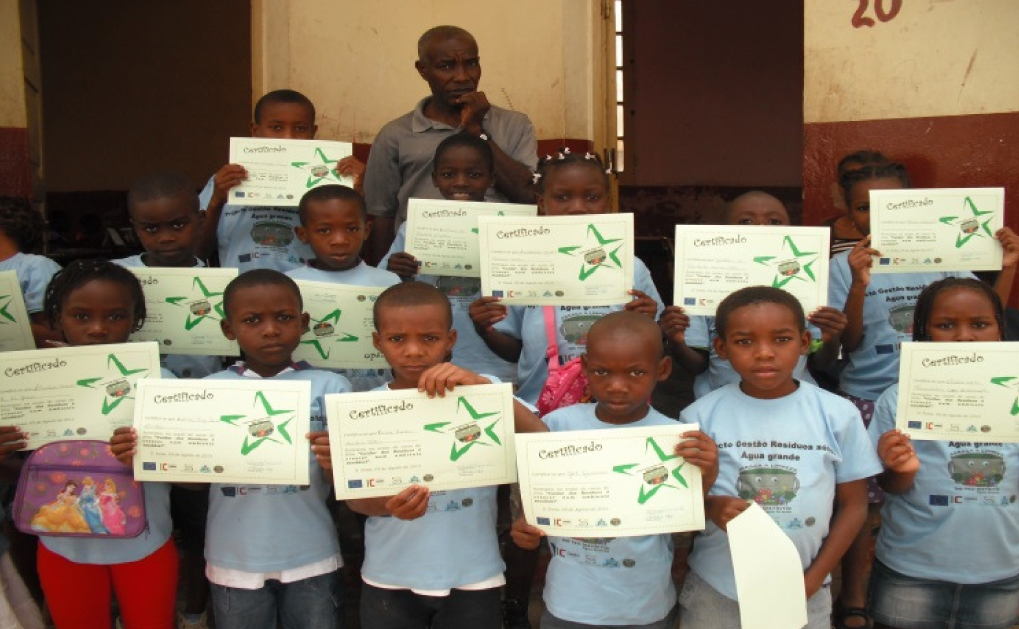 Actividades de aprendizagem em Sao Tome