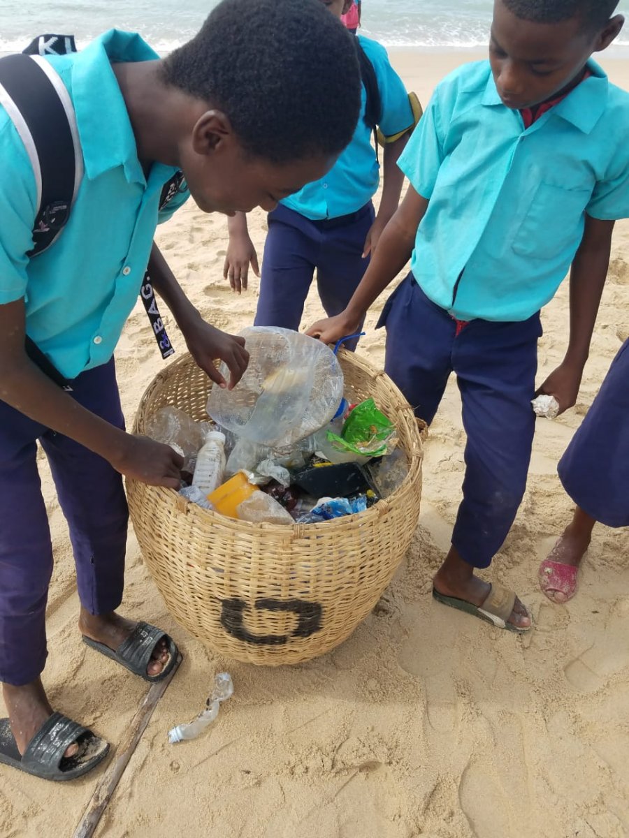 Município da Ilha de Moçambique promove recolha separada de resíduos