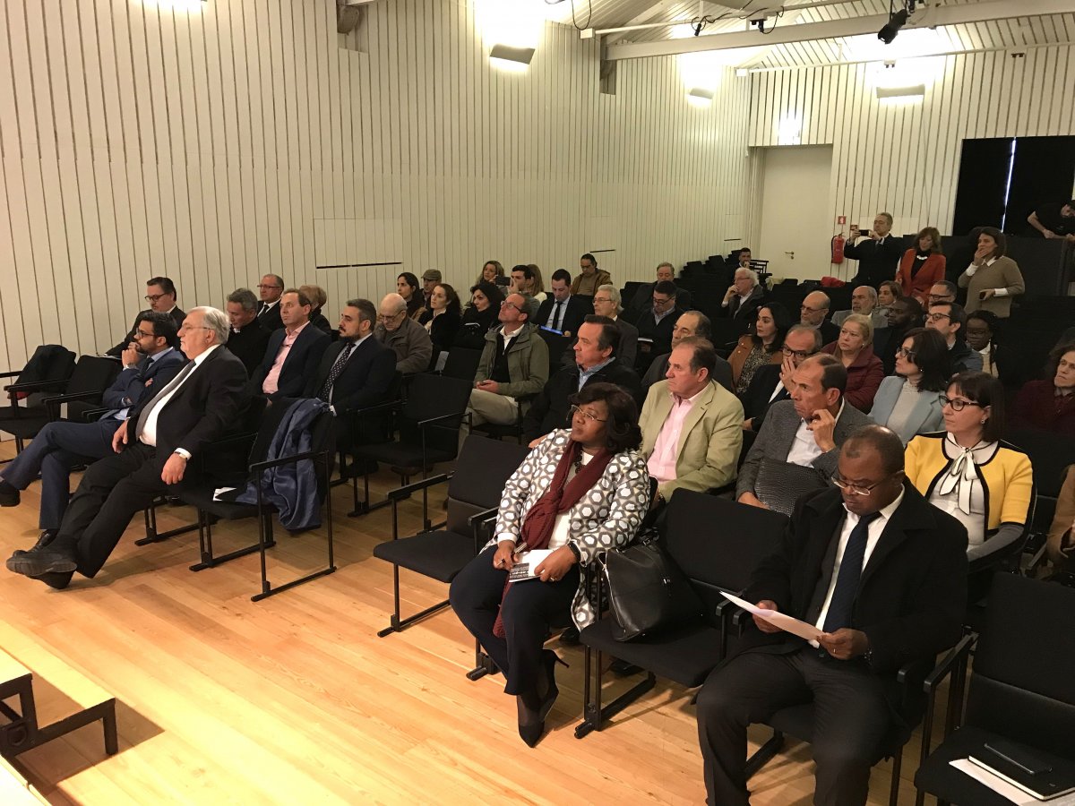 Iniciativa empresarial De Olivença vê-se o mar na UCCLA_1667