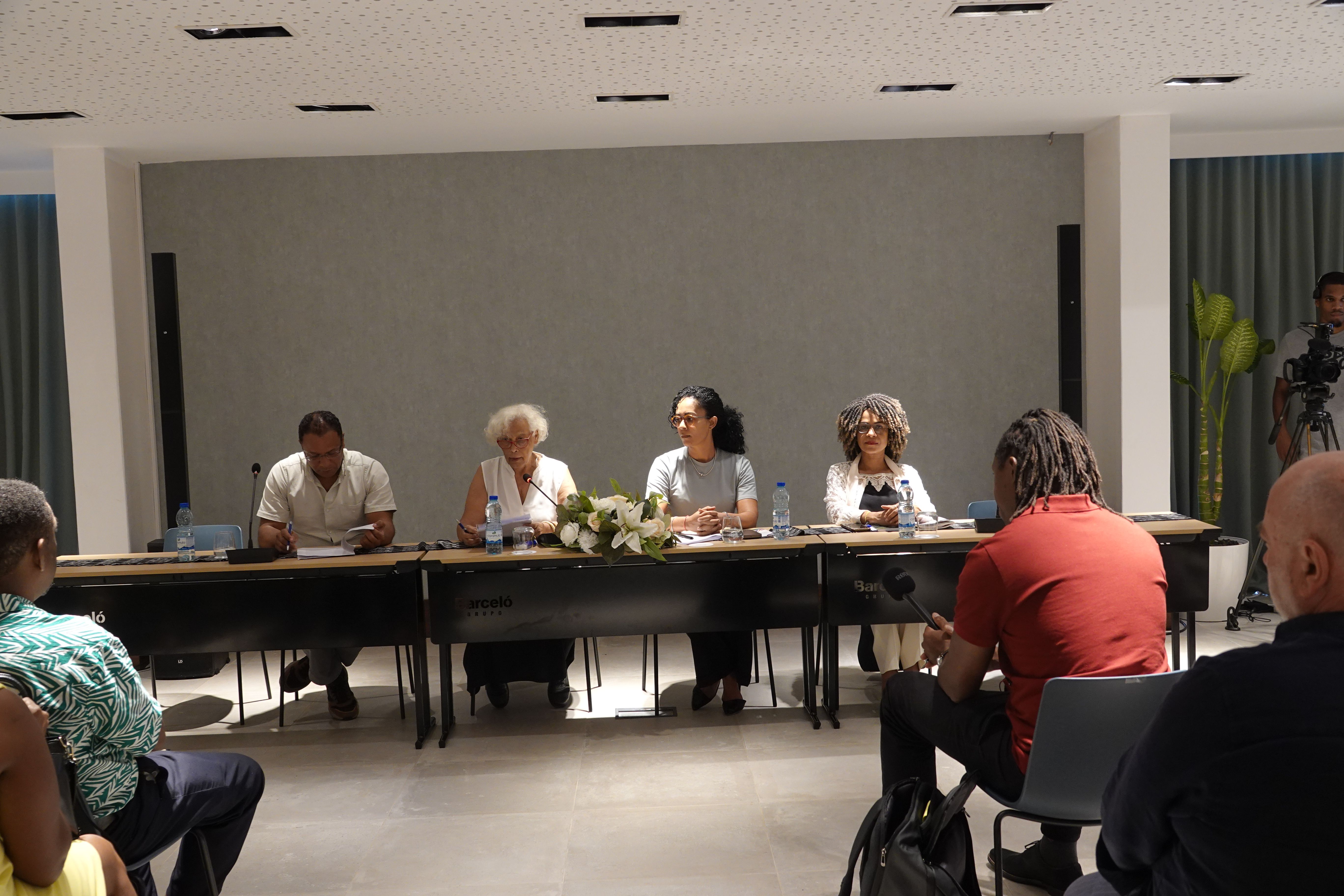 Literatura, Liberdade e Humanização: 50 anos de Independência