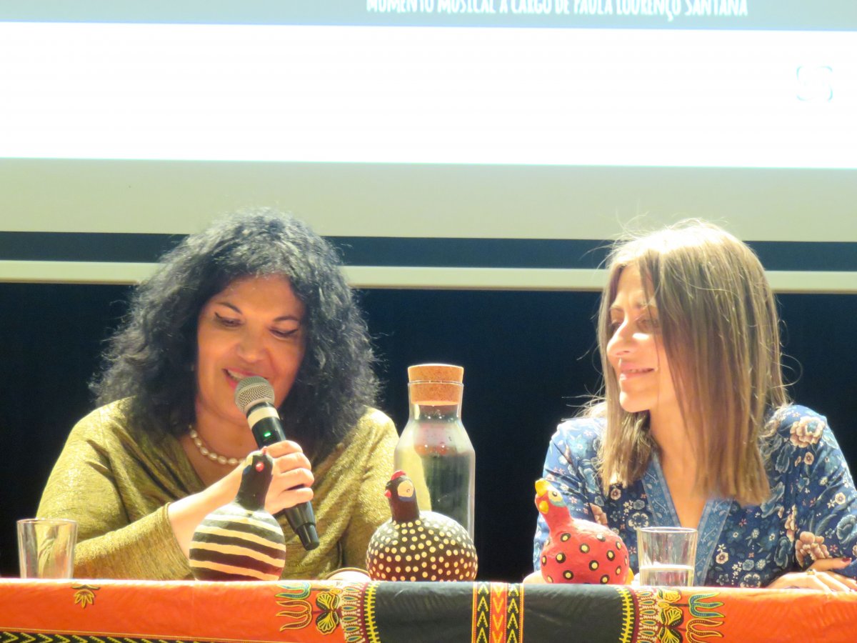 Lancamento A fabulosa galinha de Angola-Luisa Fresta_0461