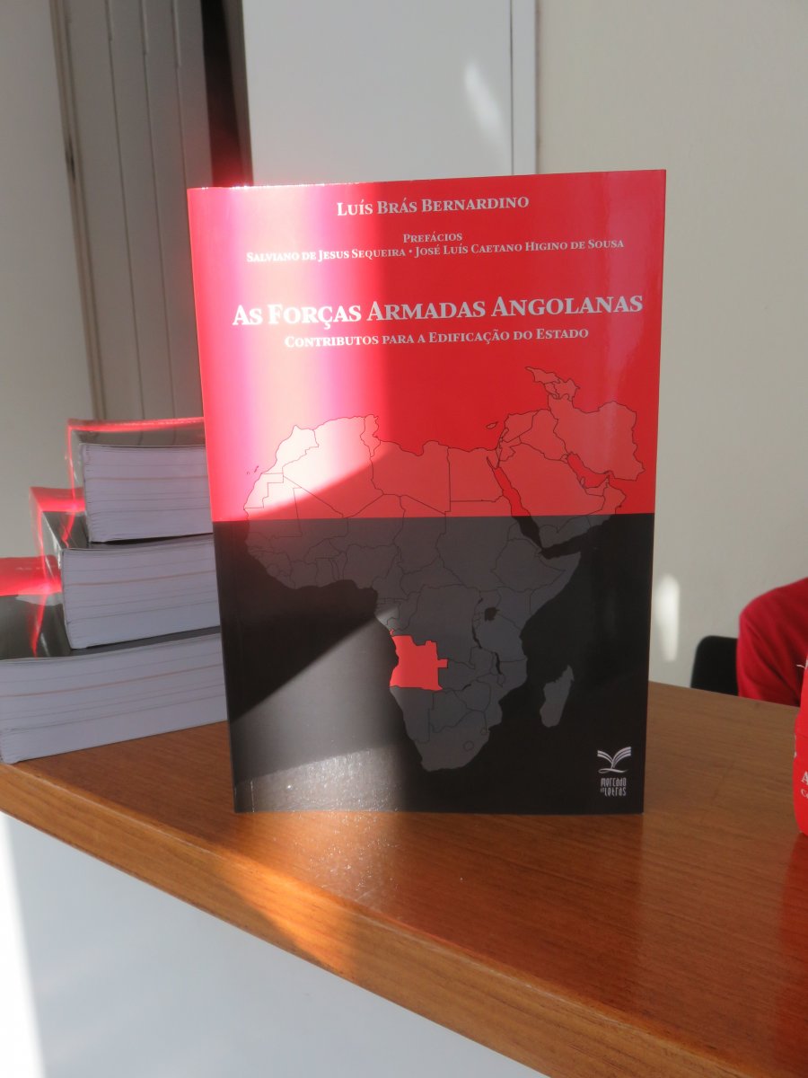Lançamento da obra As Forças Armadas Angolanas_9193