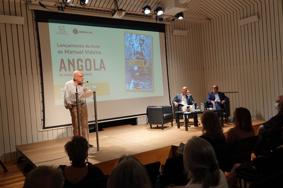 Lançamento do livro Angola Um Intelectual na Rebelião de Manuel Videira na UCCLA_DSC03954