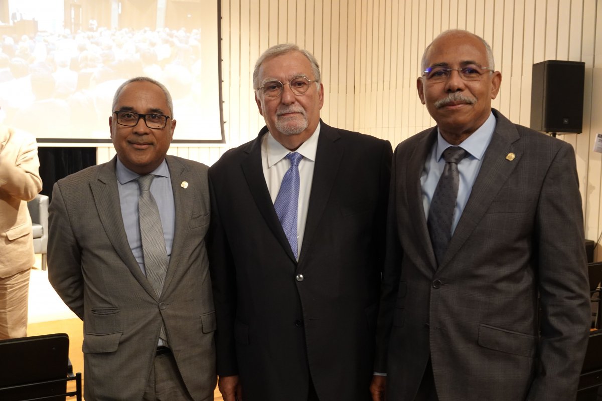Lançamento do livro de Vitor Ramalho_DSC07265
