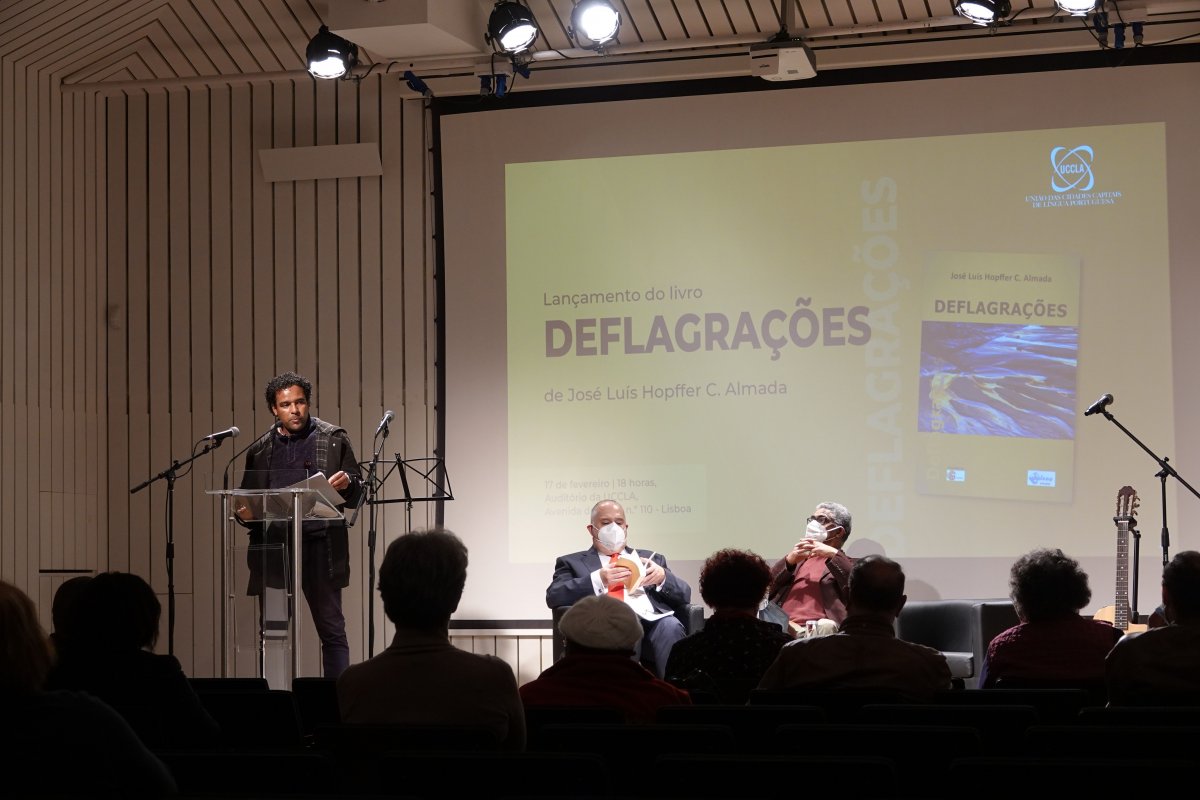 Lancamento do livro Deflagracos de Jose Luis Hopffer Almada_DSC07221