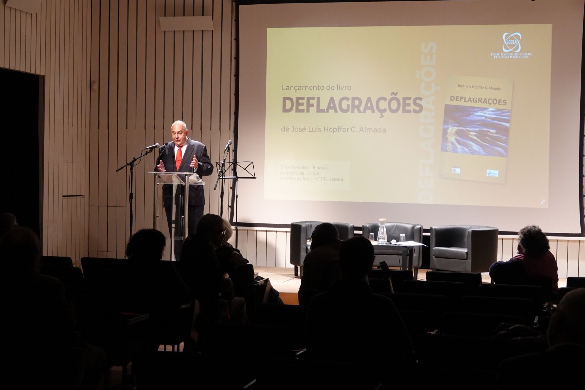 Lancamento do livro Deflagracos de Jose Luis Hopffer Almada_DSC07397