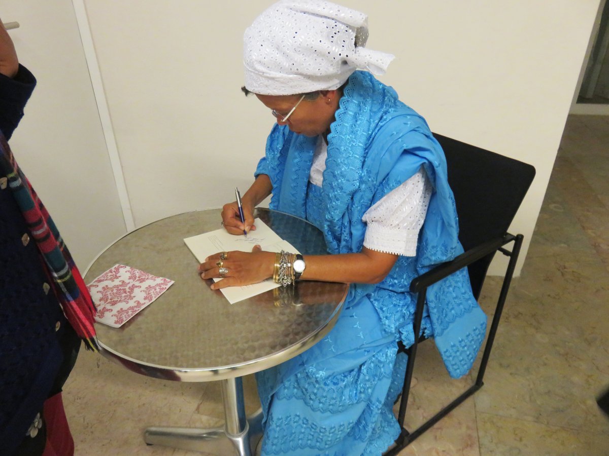 Lancamento do livro Luanda - Avenida dos Combatentes_7237