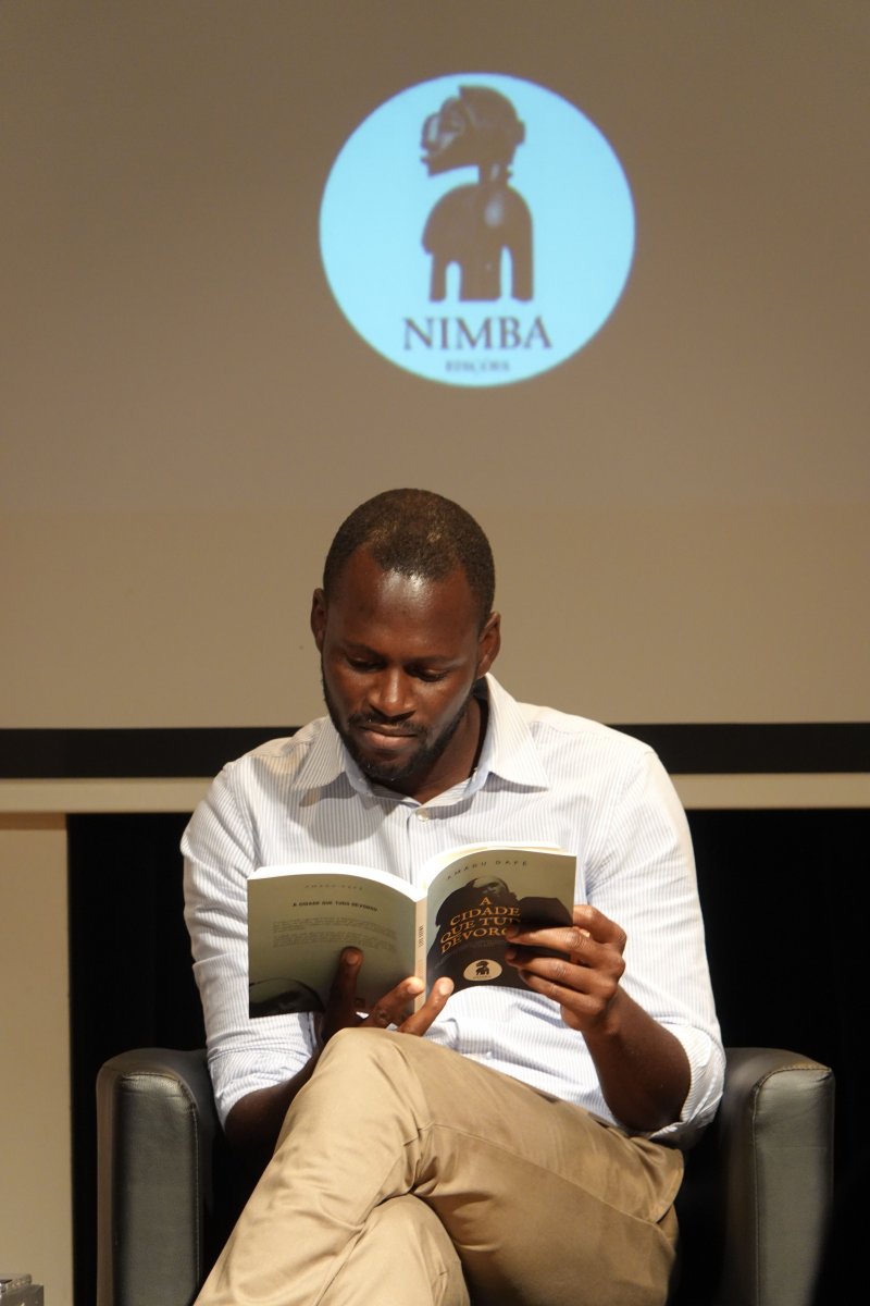 Lancamento livro A cidade que tudo devorou_DSC06955