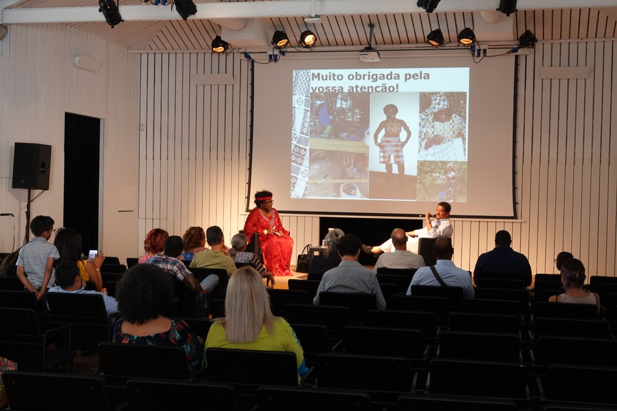 Palestra Panos da guine Bissau-Odete Semedo_DSC05436