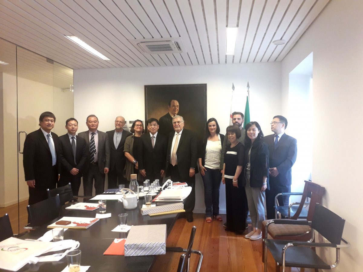 Reuniao com delegacao de Xangai_104011