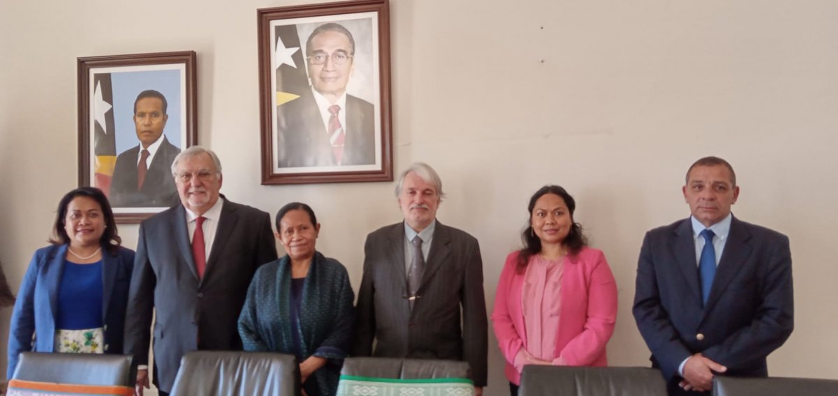Reunião na Embaixada de Timor-Leste1
