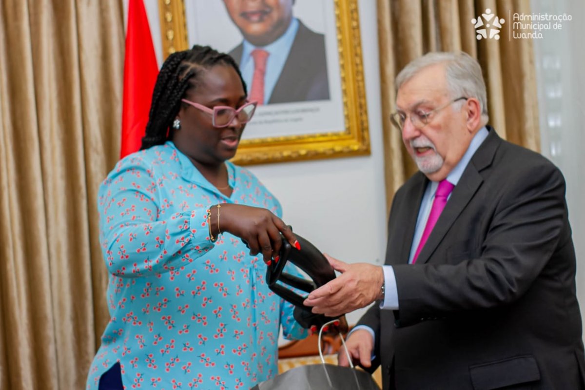 SG com Administradora Luanda1
