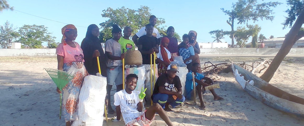 Jornada de limpeza na Ilha de Moçambique celebra o Dia da Terra