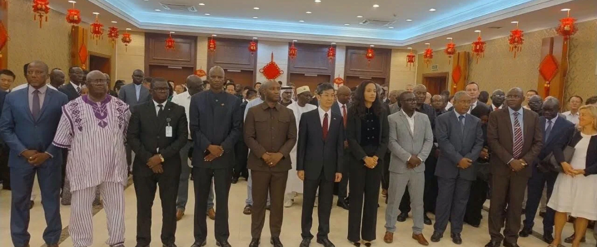 Guiné-Bissau reafirma compromisso de reforçar relações diplomáticas com a China