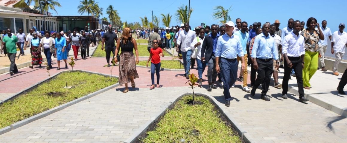 Abertura do Calçadão da Beira
