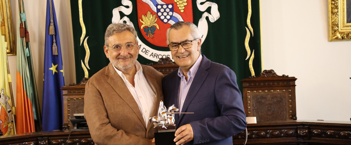 Presidente da Câmara de Arcos de Valdevez recebe Secretário-Geral da UCCLA