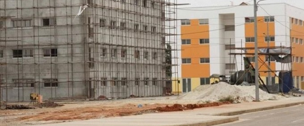 Habitações concluídas no Cazenga