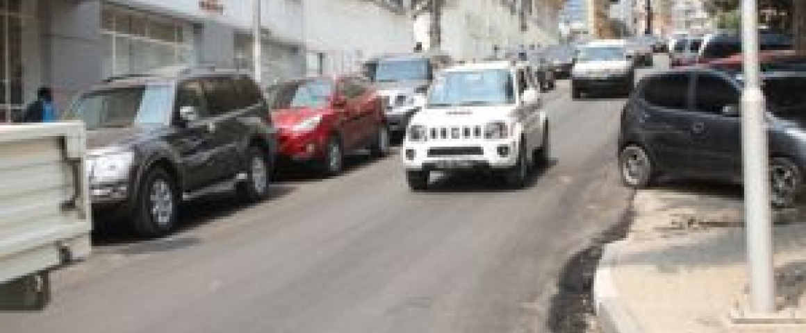 Novo asfalto na cidade de Luanda 