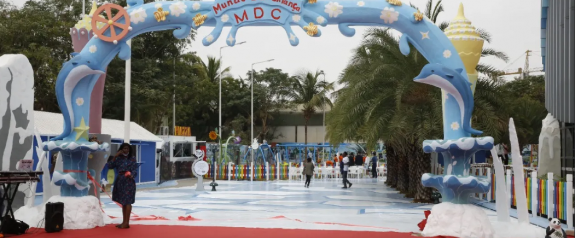 Crianças de Luanda ganham novo parque infantil