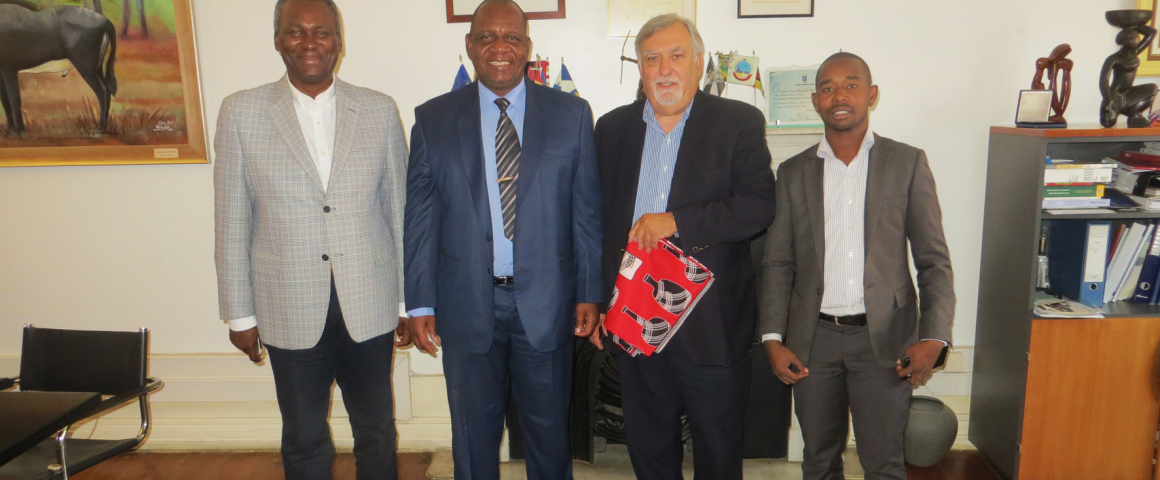 UCCLA recebeu delegação da Camara Municipal do Bilene 