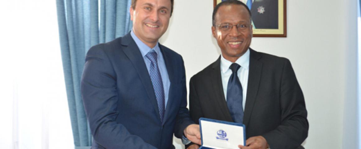Primeiro-Ministro do Luxemburgo na cidade da Praia