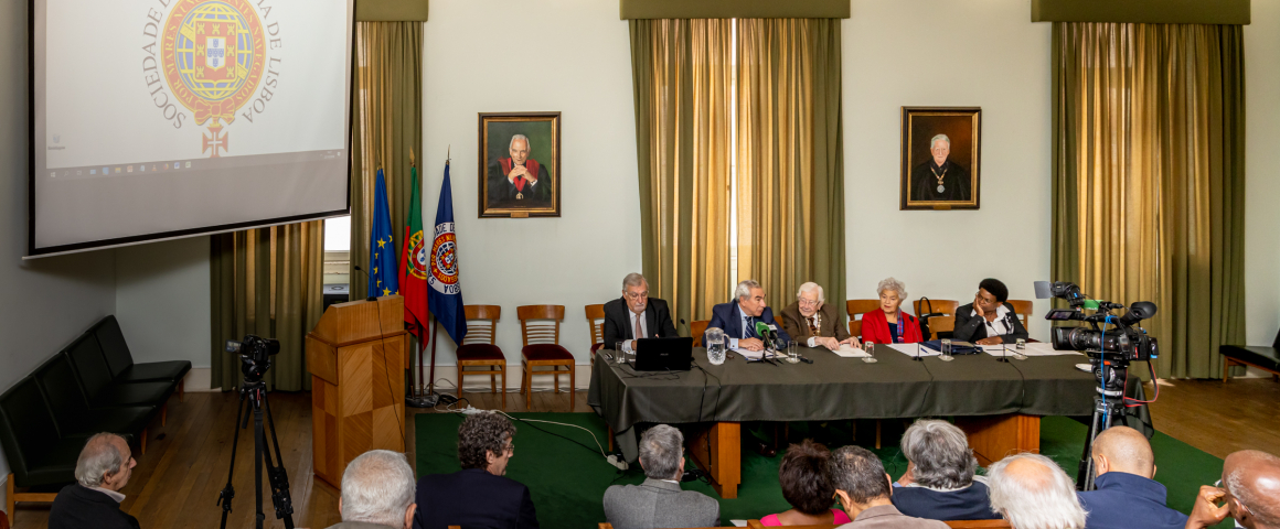 Colóquio “CPLP - que presente e que futuro?”
