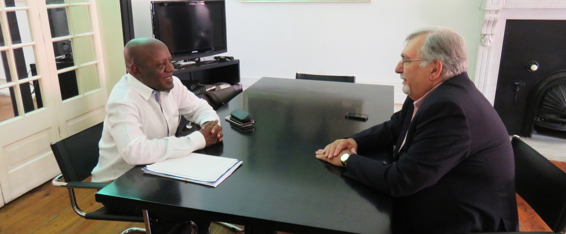 UCCLA recebeu presidente da Câmara de Maputo