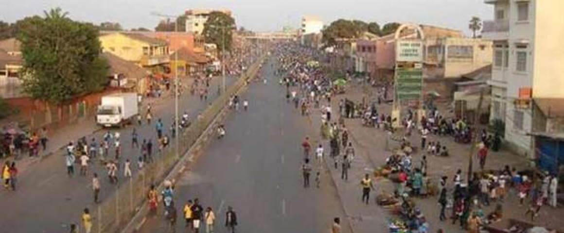 Novos serviços de transportes urbanos em Bissau