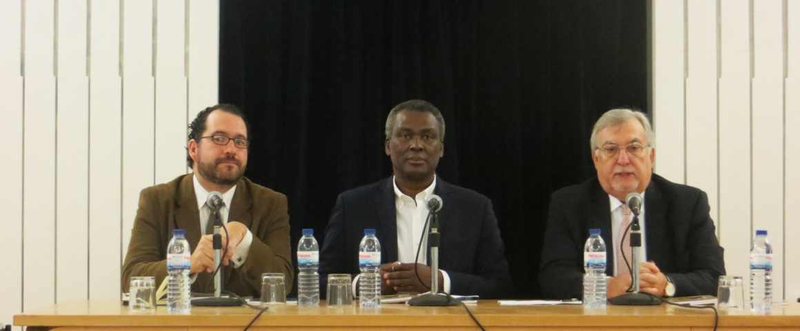 Fórum empresarial “Educar, Sentir e Ver" na UCCLA