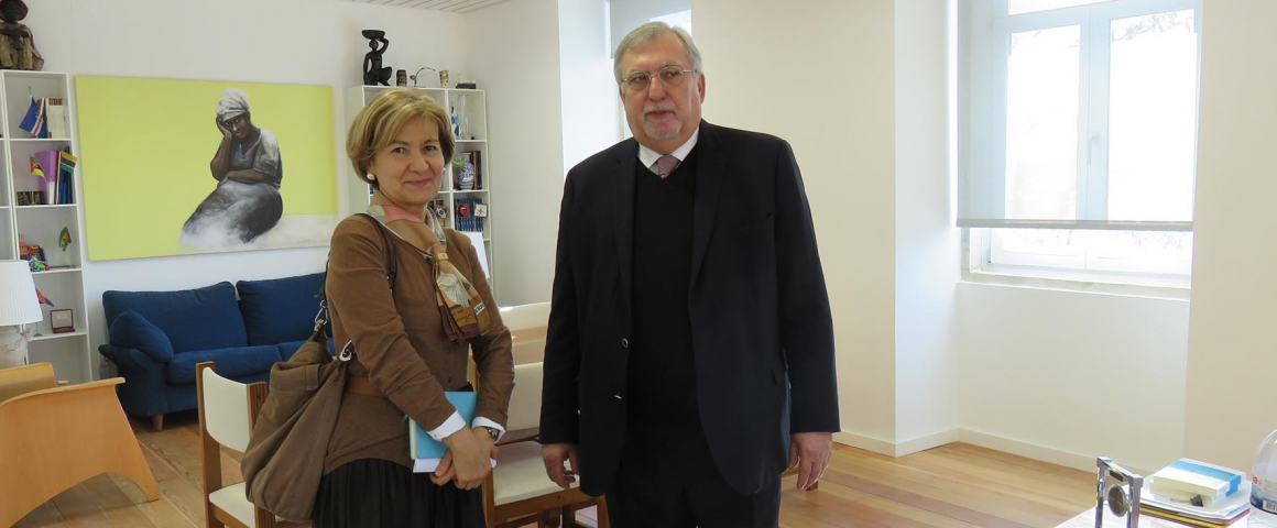 Visita da Secretária de Estado dos Negócios Estrangeiros e da Cooperação à UCCLA