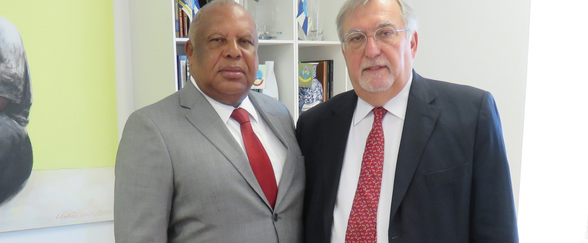 Visita do General Higino Carneiro