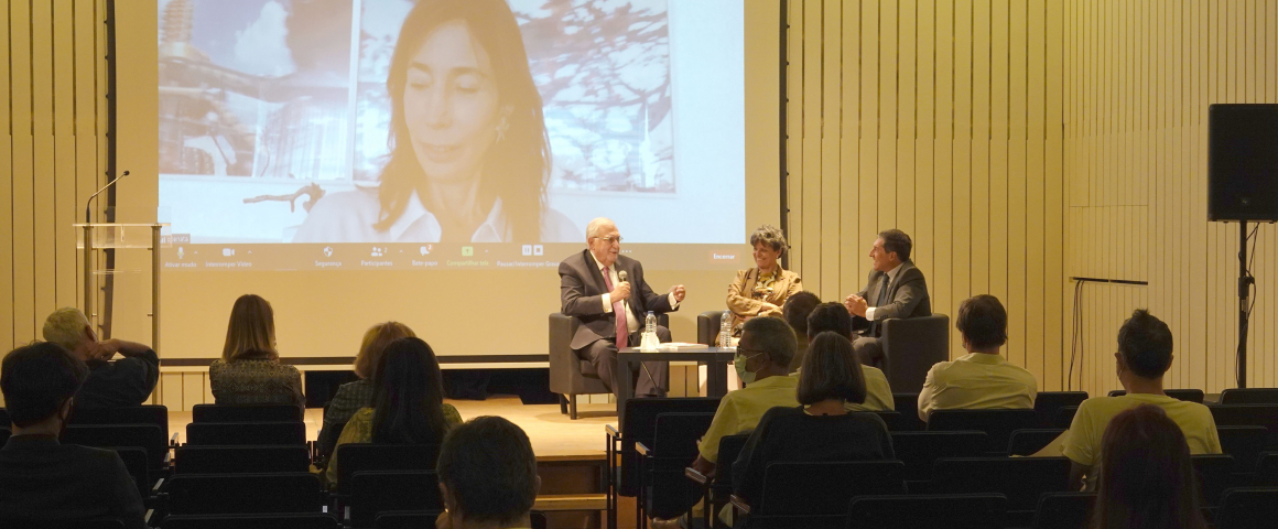 Lançamento da obra “Tapetes de Pedra” na UCCLA