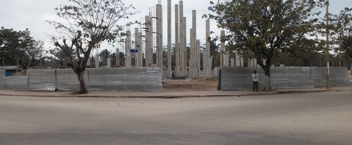 Beira constrói Monumento para os Professores