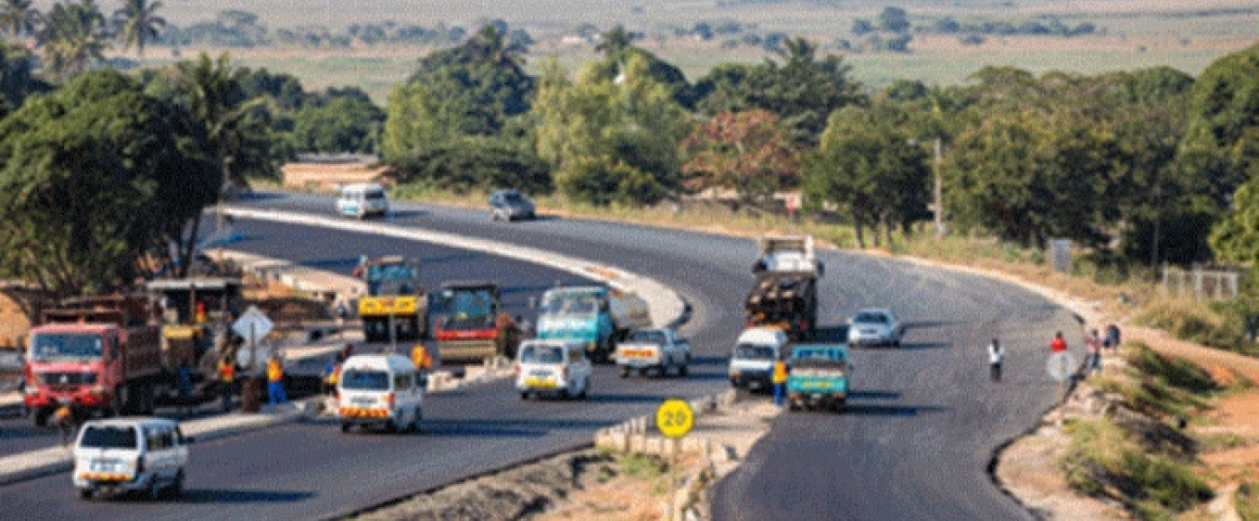 Construção de estradas em Maputo