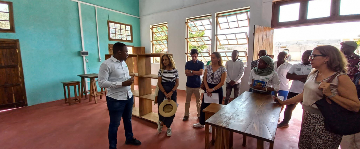 Projeto Solução Participada para Plásticos Marítimos recebe visita da Cooperação Portuguesa