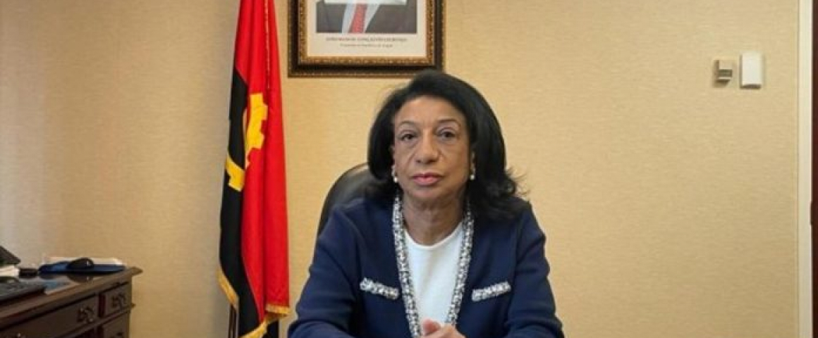 Encontro com Embaixadora de Angola em Portugal