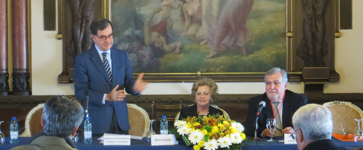 Língua portuguesa em debate
