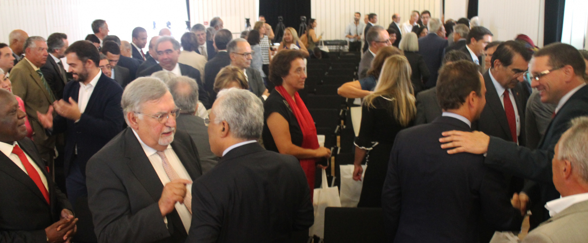 Os rostos da inauguração da nova sede