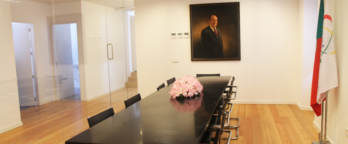Os rostos da inauguração da nova sede